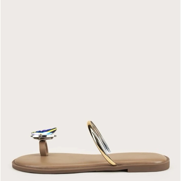 Butterfly decor toe loop sandals - Picture 2 of 4